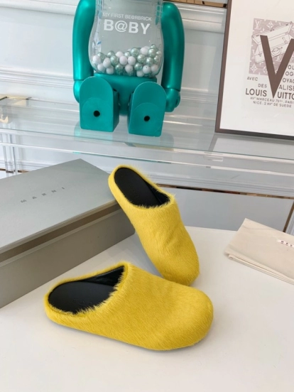 Marni 2025/SS Mule Shoes with Pony Hair - LY00