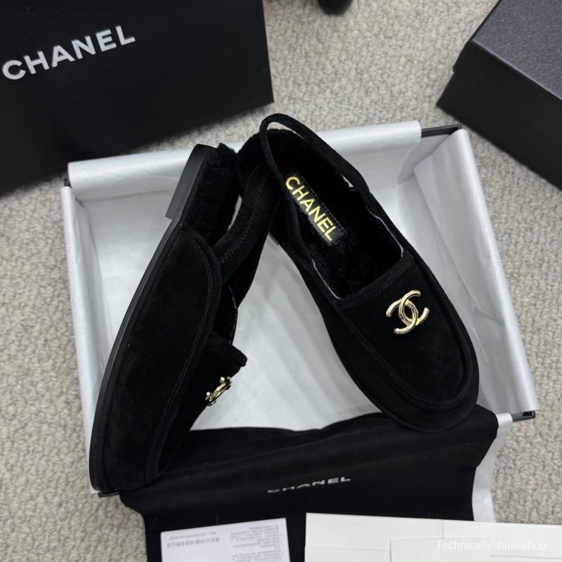 Chanel 2025 SS Teddy Fur Loafers with Double C Logo - KFY00300