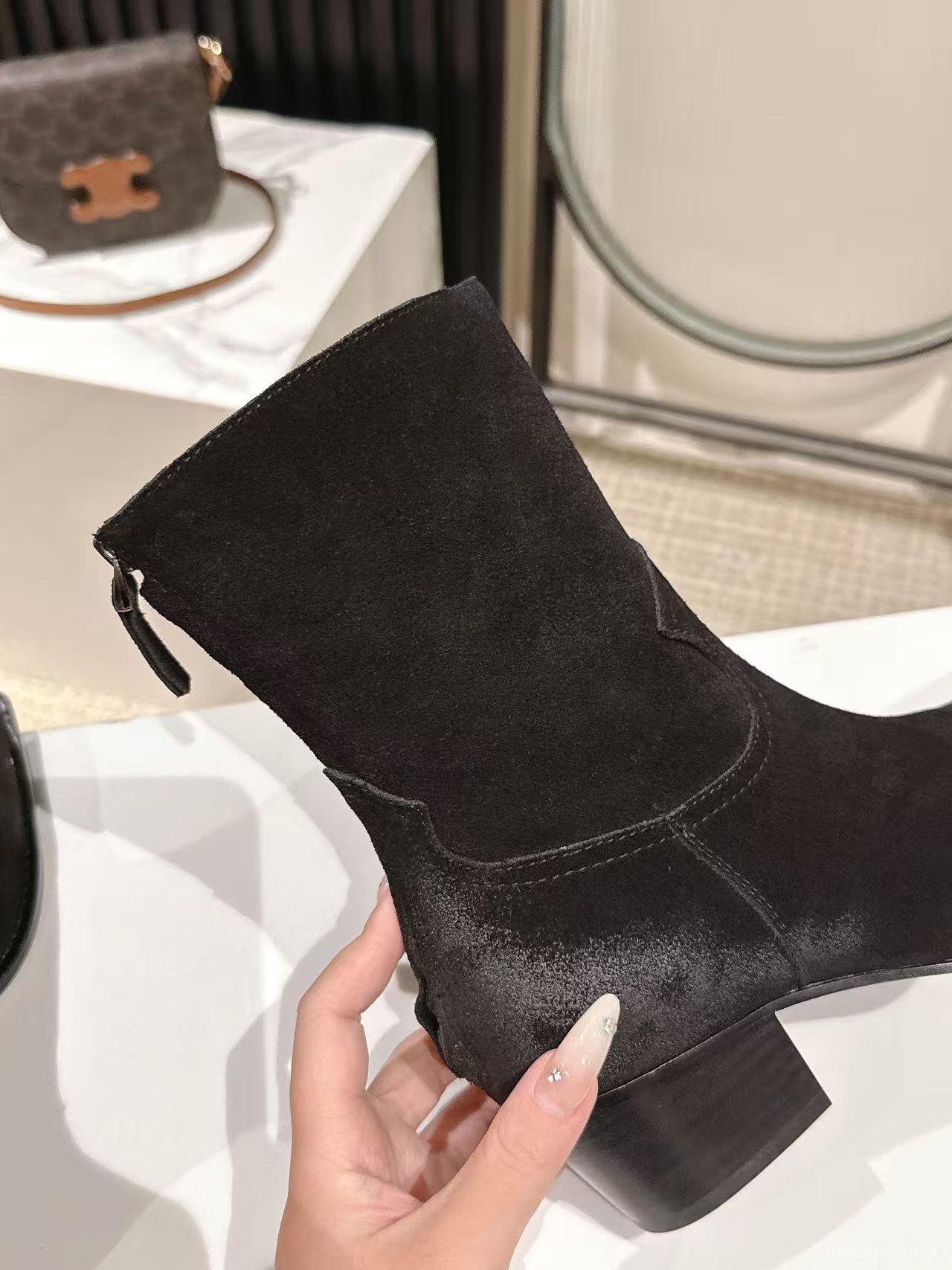 CELINE 2025/SS Fashion Boots - LY00410