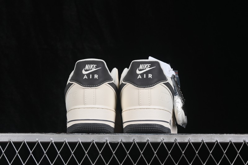 Nike Air Force 1 '07 Low Basketball Shoes with Full-Length Air Cushion - DD1982-352