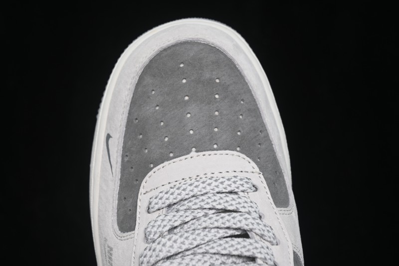 Nike Air Force 1 '07 Low Collaborative Basketball Sneakers with Full-Length Air Cushioning - WY0655-102