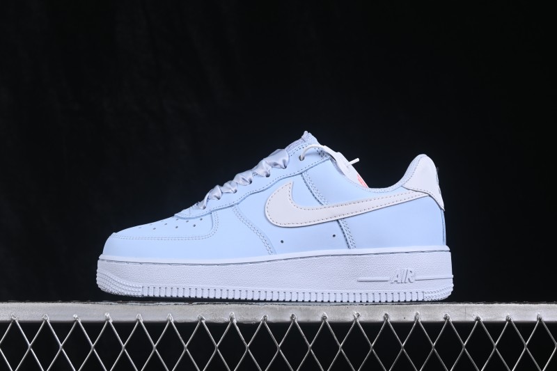 Nike Air Force 1 '07 Low Basketball Shoes with Full-Length Air Cushion - IR0871-400