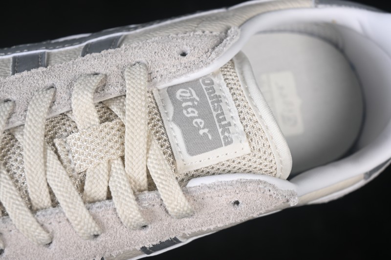 Onitsuka Tiger EDR 78 Retro Running Shoes with Comfort Cushioning and Non-Slip Rubber Outsole - 1183B411-104