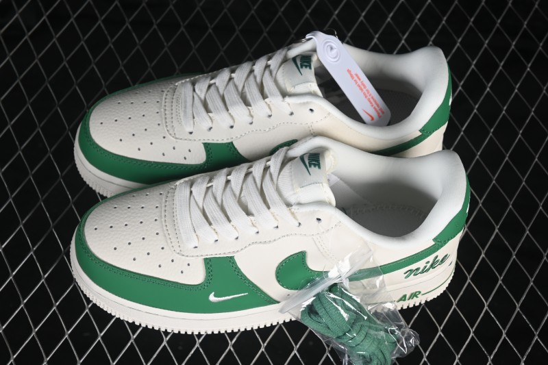 Nike Air Force 1 '07 Low Sneakers with Full-Length Air Cushion - FV3694-111