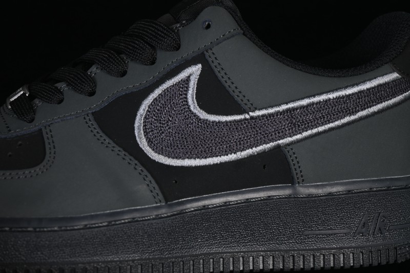 Nike Air Force 1 '07 Low Basketball Shoes with Classic Leather Design - IB6842-002