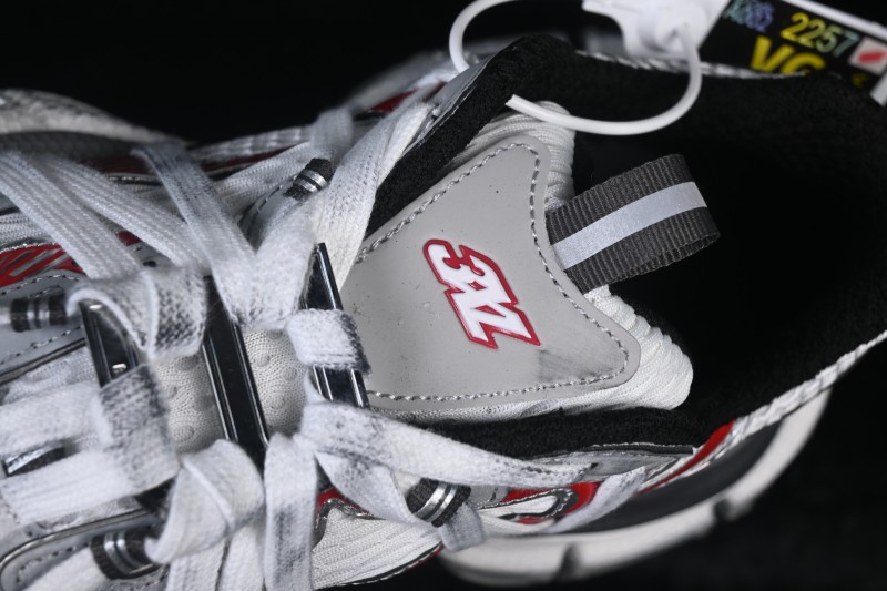 Balenciaga 3XL Extreme Laces Logo Sneakers - W3XCH1161