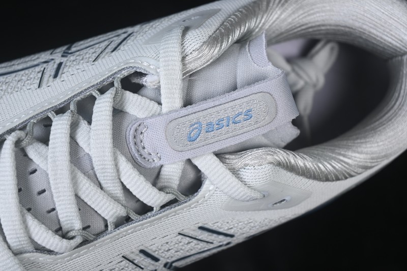 ASICS Gel-Kayano 33 Running Shoes with Breathable Mesh and Cushioning Technology - 1011C229-020