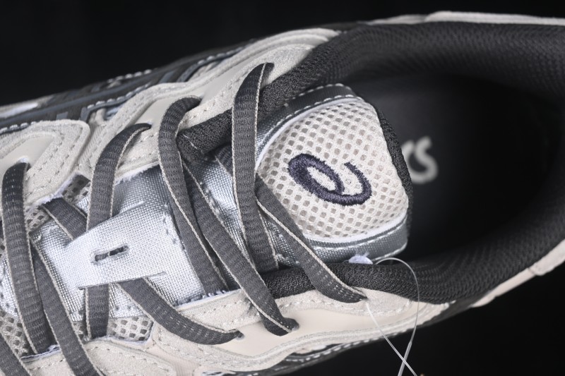 Asics Gel-NYC Retro Running Shoes with Breathable Mesh and Suede - 1203B125-250