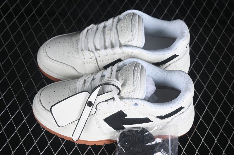 Off-White Out of Office Low-Top Skateboarding Shoes in Off-White Gum Black - WME5