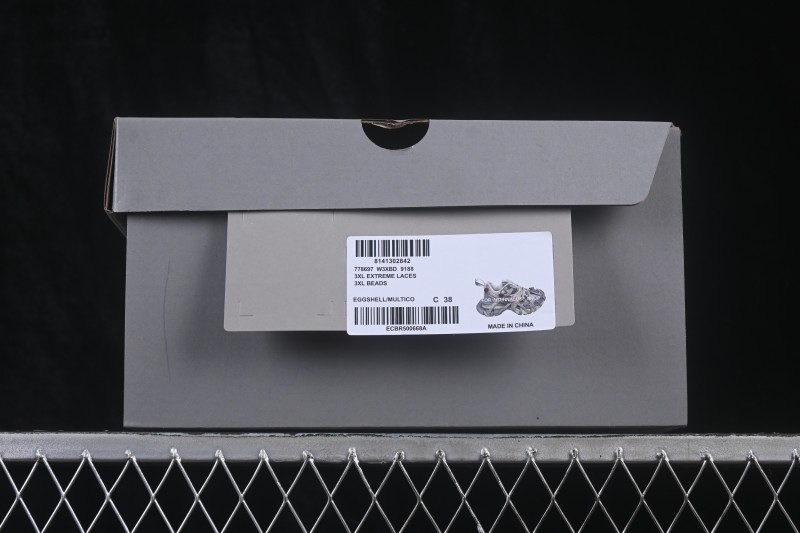 Balenciaga 3XL Extreme Laces Running Shoes with Adaptive Fit System - W3XBD9188