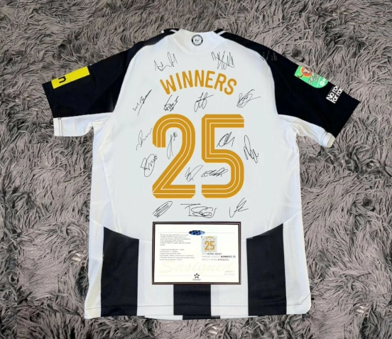 Newcastle Team Carabao Cup Signed 2025