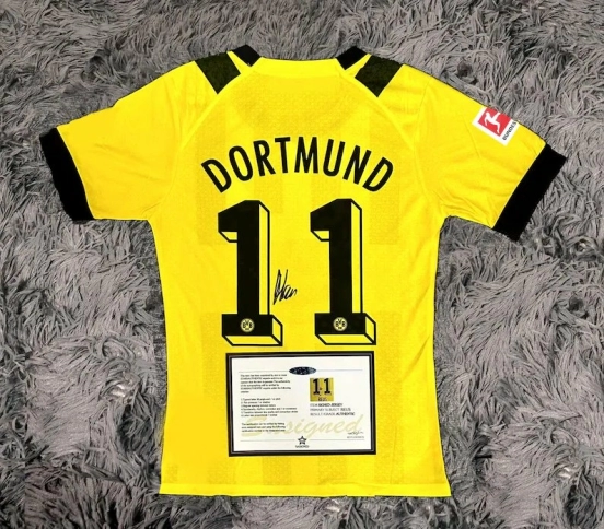 Reus Signed Dortmund 22/23