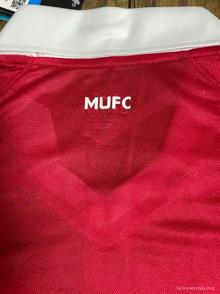 Retro 10/11 Manchester United Home Long Sleeve Jersey
