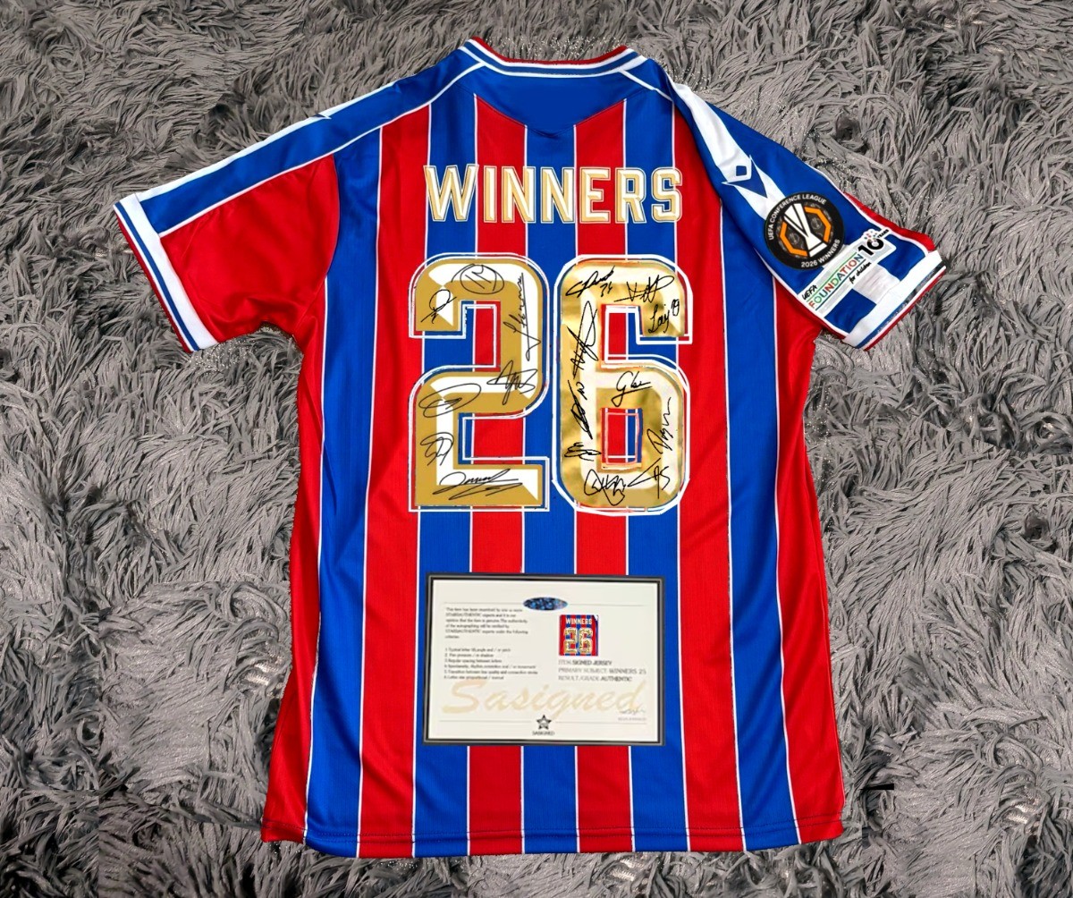 Crystal Palace Signed Conference League 25/26