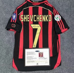 Shevchenko Signed Ac Milan 06/07