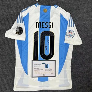 Messi Argentina Signature 2024