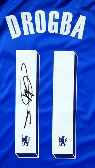 drogba chelsea 11/12 signed + cert