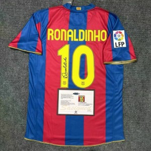 ronaldinho barcelona signed 1957-2007