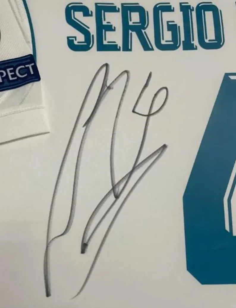 ramos 17/18 signed long sleeves + cert